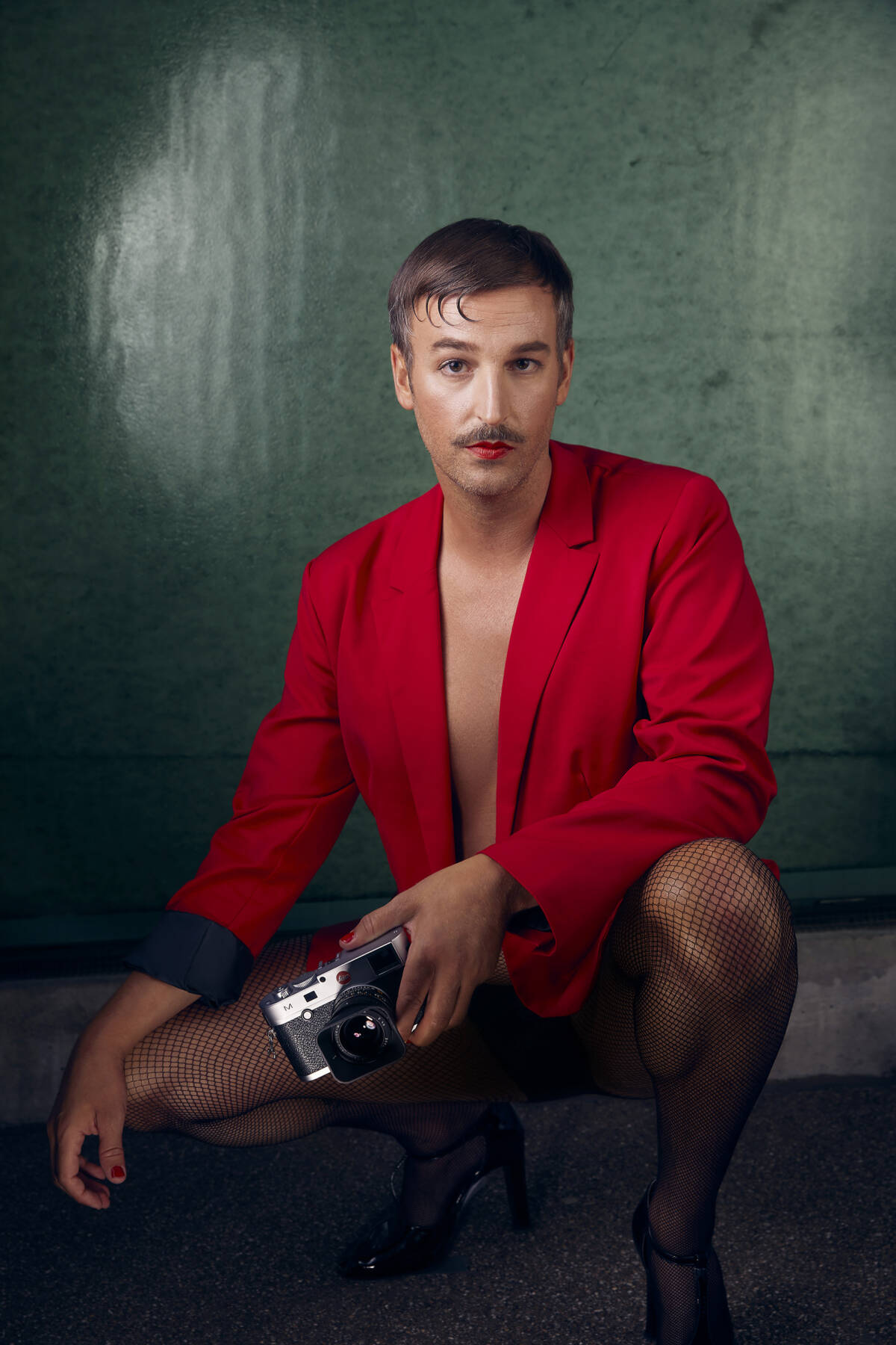 Qd B Photographs21763new 75x100cm