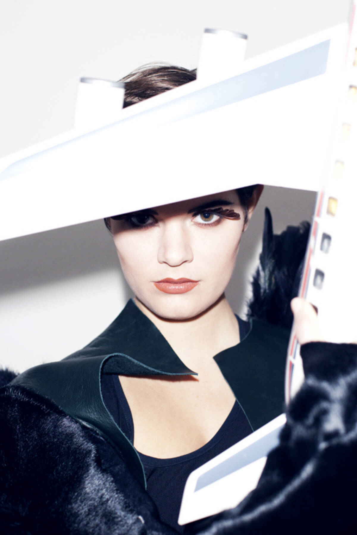 Ccm adcbelle Diana Fischer websize prev cover005